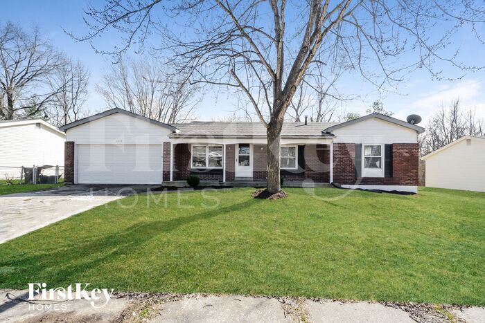 6208 Silver Fox Dr in Florissant, MO - Foto de edificio
