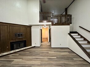 839 NW 111th St in Oklahoma City, OK - Foto de edificio - Building Photo