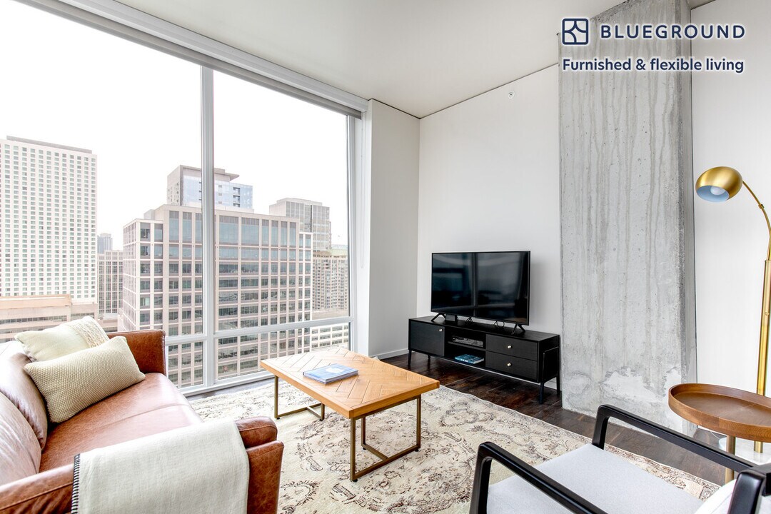 1823 Minor Ave-Unit -FL27-ID24 in Seattle, WA - Foto de edificio
