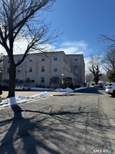 146 High St in Milford, CT - Building Photo - Building Photo