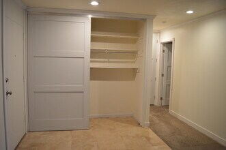 6401 Lake Washington Blvd NE in Kirkland, WA - Building Photo - Building Photo