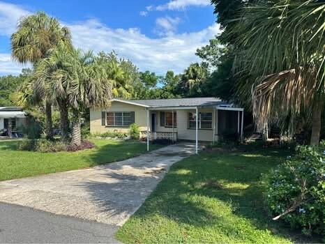 3 N Wadsworth Ave in Beverly Hills, FL - Building Photo