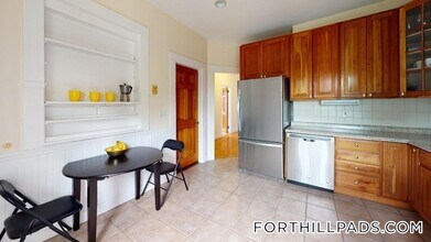 149 Centre St in Boston, MA - Foto de edificio - Building Photo