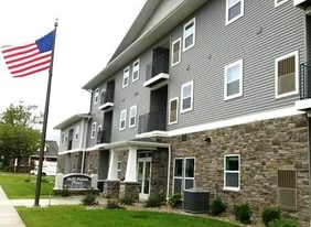 Mill Point Place Senior Living in Spring Lake, MI - Building Photo