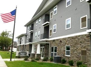 Mill Point Place Senior Living in Spring Lake, MI - Building Photo - Building Photo