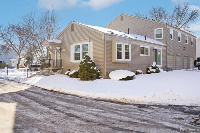 property at 23737 Stonehenge Blvd