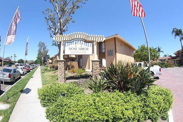 Stone Arbor Apartments