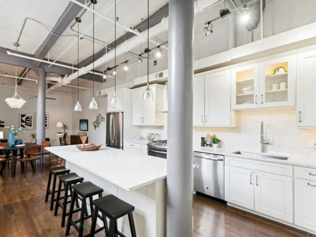 property at 335 W 5th St