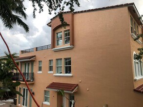 2636 NE 15th St in Fort Lauderdale, FL - Building Photo - Building Photo