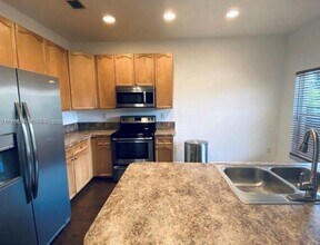 3164 Merrick Terrace in Margate, FL - Building Photo - Building Photo