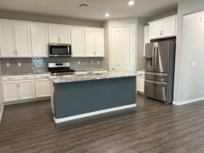 2140 W Ephesus Ct in Tucson, AZ - Building Photo - Building Photo