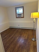 134 Woodhull Rd in Huntington, NY - Building Photo - Building Photo