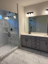 4733 Cypress Park Dr in Gainesville, GA - Foto de edificio - Building Photo