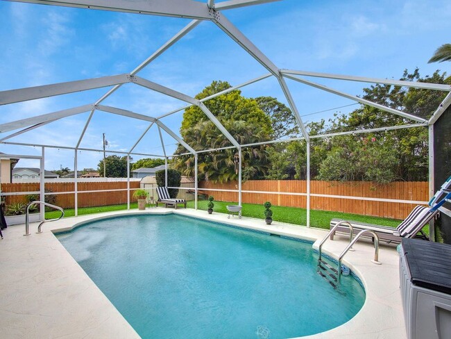property at 1978 SW Hillman St