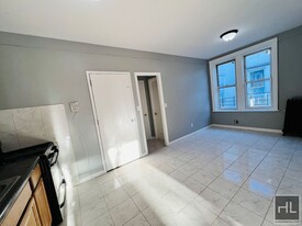 237 E 94th St in Brooklyn, NY - Building Photo - Building Photo