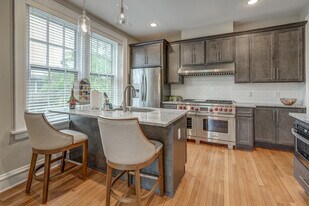 301 S Arthur Ashe Boulevard in Richmond, VA - Building Photo