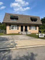 1717 River St NE, Unit B