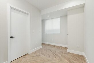 4250 Ogden St in Philadelphia, PA - Building Photo - Building Photo