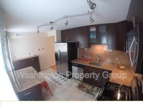 736 Quince Orchard Blvd in Gaithersburg, MD - Building Photo - Building Photo