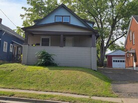 35 Dayton St in Johnson City, NY - Building Photo