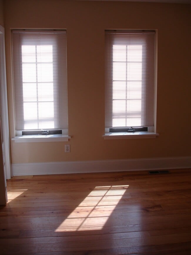 518 N Queen St in Lancaster, PA - Building Photo - Building Photo