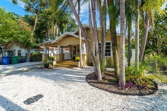 405 E Adalee St in Tampa, FL - Foto de edificio - Building Photo