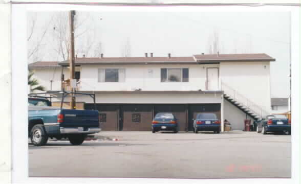 Harris Court in Hayward, CA - Building Photo - Building Photo