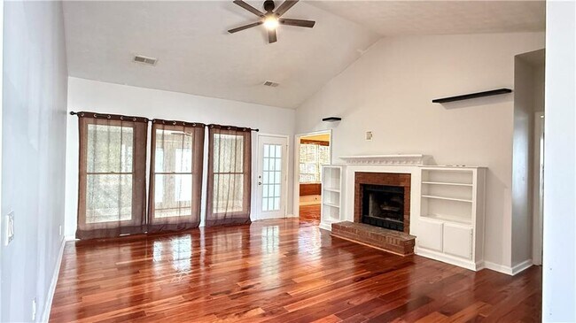 1399 Sisters Ct in Lawrenceville, GA - Building Photo - Building Photo