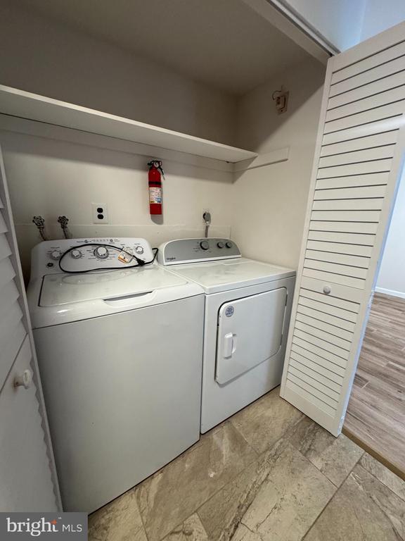 1023 Oakwood Dr in Huntingdon Valley, PA - Building Photo - Building Photo