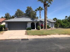 1103 Leisure World in Mesa, AZ - Foto de edificio - Building Photo