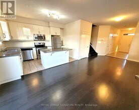 78 Pettitt Dr in Guelph, ON - Building Photo - Building Photo