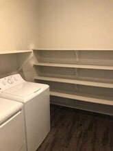 2303 N Elm St in Denton, TX - Building Photo - Building Photo