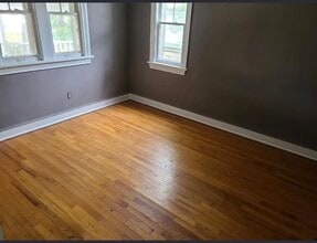 2913 Fredrickson St in South Bend, IN - Foto de edificio - Building Photo