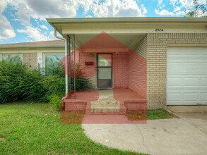 2926 NW 72nd St in Oklahoma City, OK - Building Photo - Building Photo