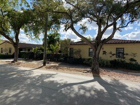 530 N 20th Ave in Hollywood, FL - Building Photo