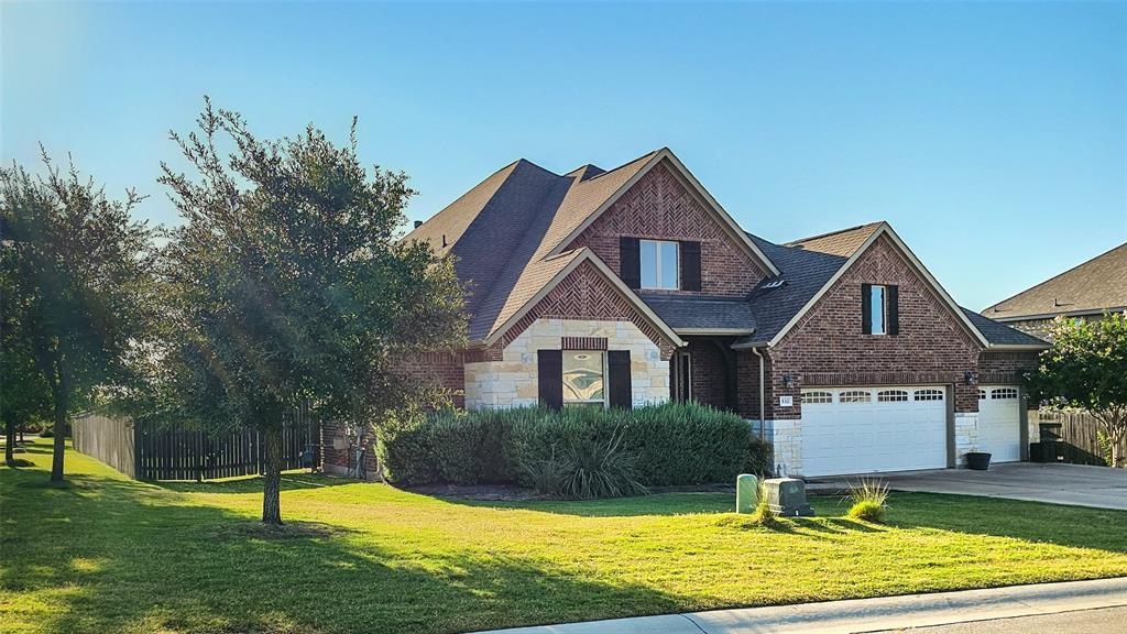 532 Stone River Dr in Austin, TX - Foto de edificio
