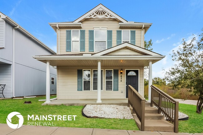 property at 424 NE Wolf Creek Dr