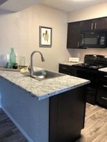 Brickstone at Woodlawn LLC Apartamentos