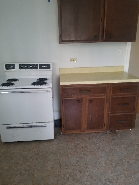 228 W Magnolia Ave in Aldan, PA - Building Photo