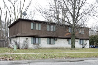 1607 Brooke Park Dr in Toledo, OH - Building Photo - Building Photo