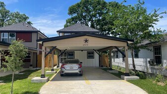2320 Wavell St in Houston, TX - Building Photo