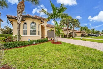 7162 Prudencia Dr in Greenacres, FL - Building Photo - Building Photo