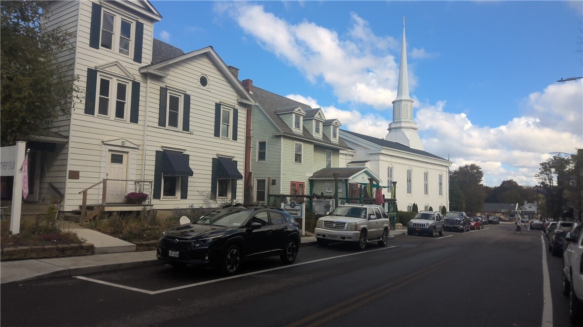 64 Shethar St in Hammondsport, NY - Building Photo