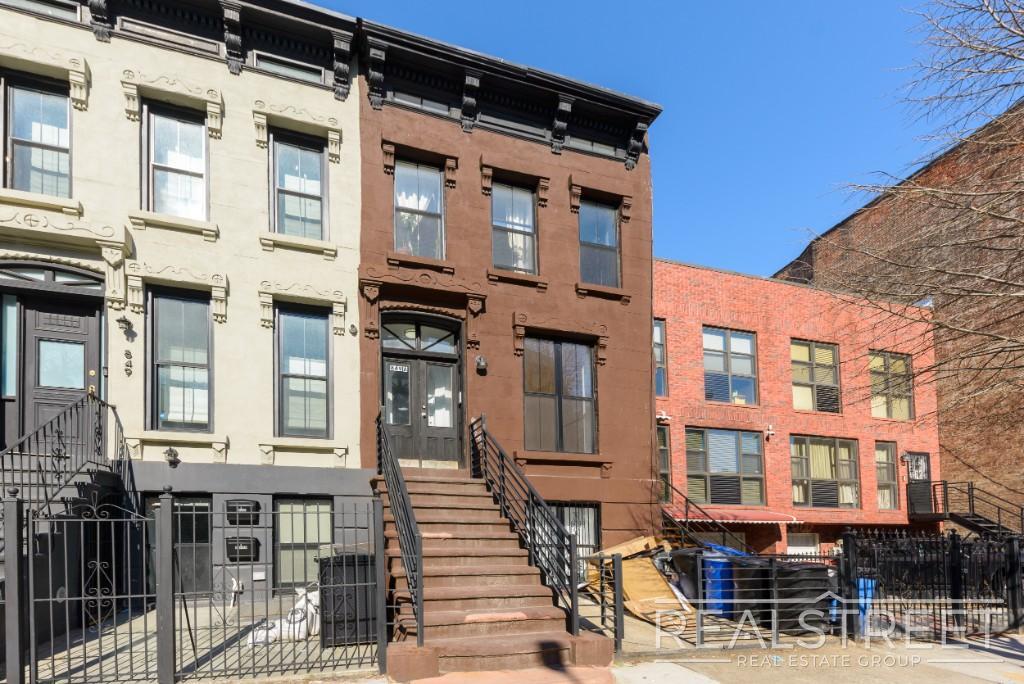 NO FEE! NEW 3 BED floor-thru in Bed Stuy B in Brooklyn, NY - Building Photo