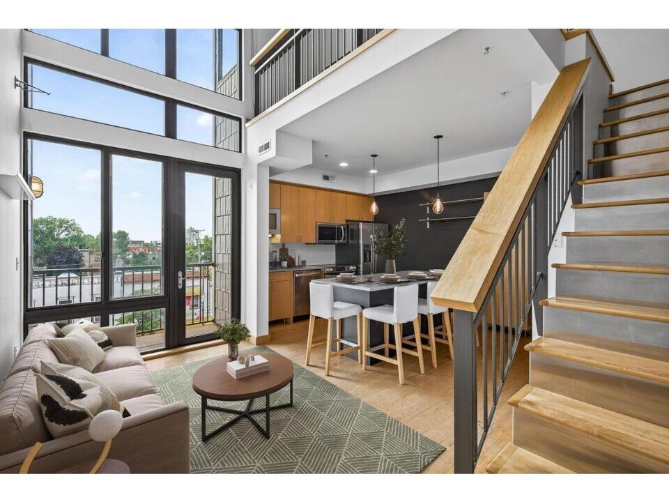 10 E 26th St in Minneapolis, MN - Building Photo