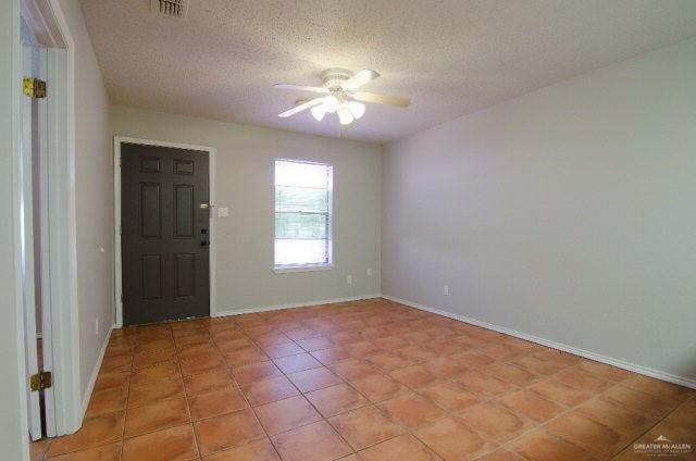 1022 W Violet Dr in McAllen, TX - Building Photo - Building Photo