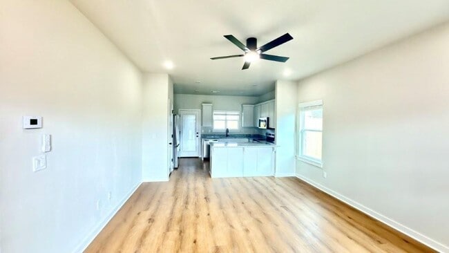 530 Cosmos St in Centerton, AR - Foto de edificio - Building Photo