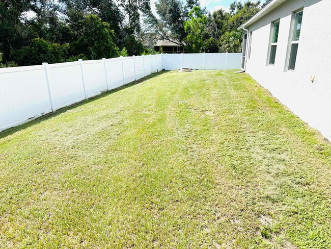 3476 Brewster Rd in North Port, FL - Building Photo - Building Photo
