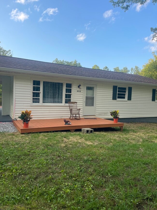 290 Mark Lowery Rd in Somerset, KY - Building Photo - Building Photo