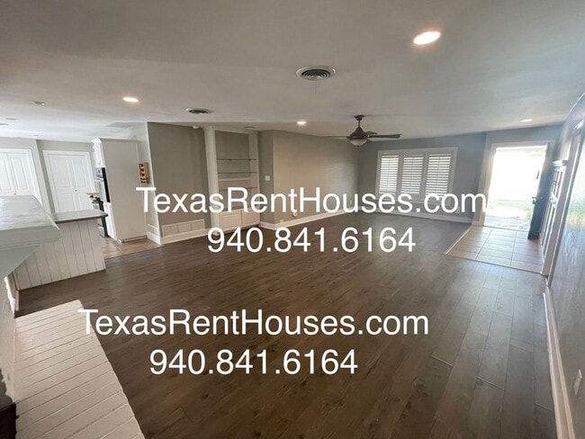 4602 Melody Ln in Wichita Falls, TX - Building Photo - Building Photo